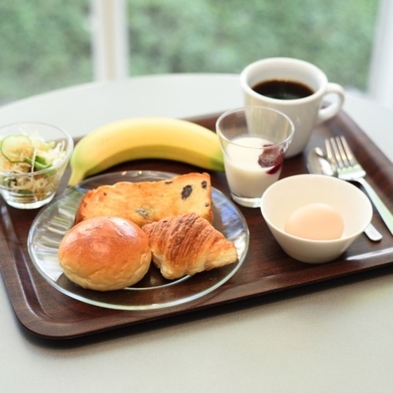 【朝食付】大人気の朝食パン！平日のみ和定食も登場！！■Wi-Fi全室完備
